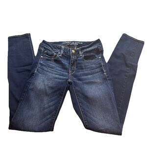 American Eagle Skinny Size 2 Long Dark Wash Super Stretch
